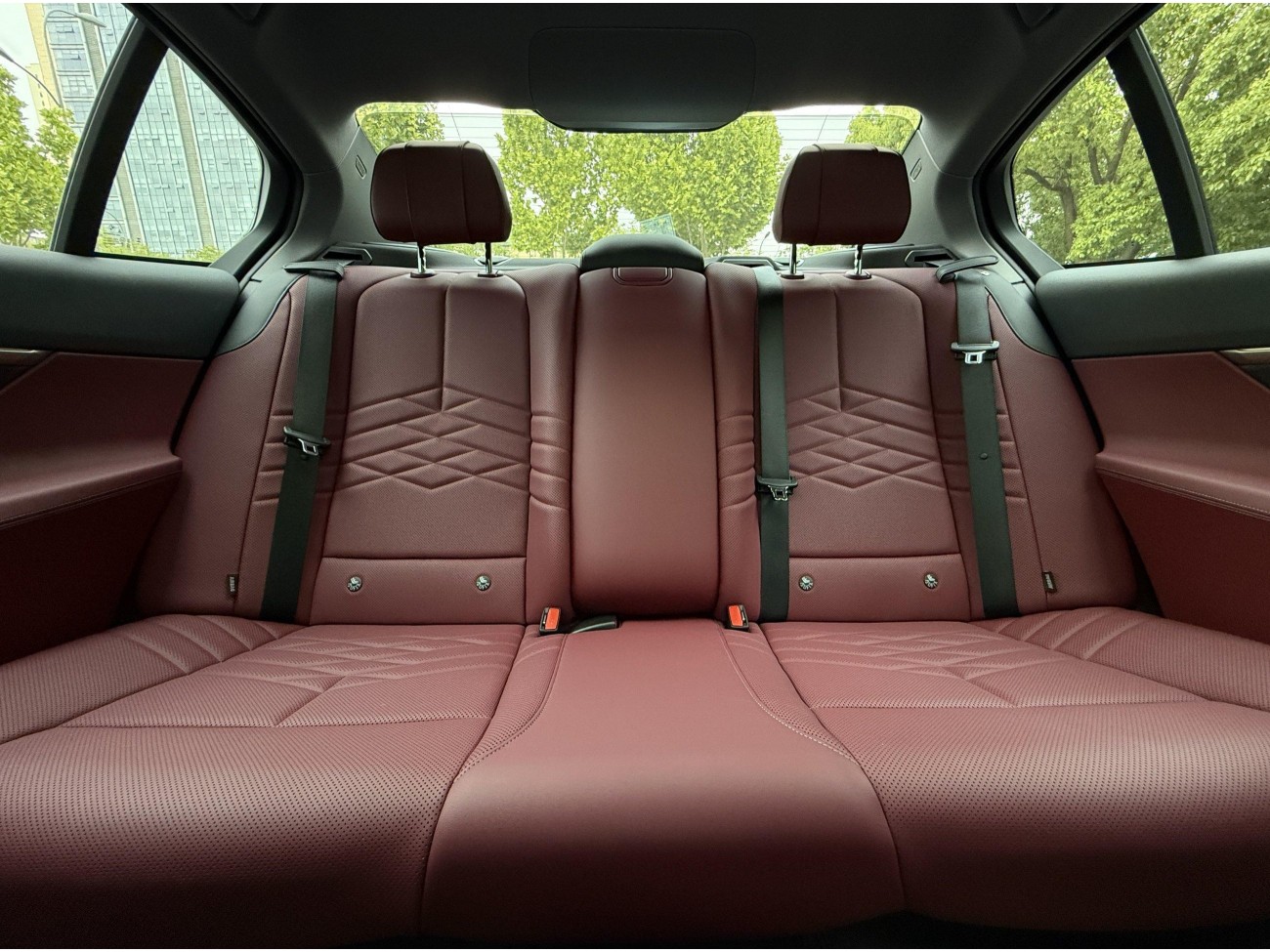 BMW 530Li 2025