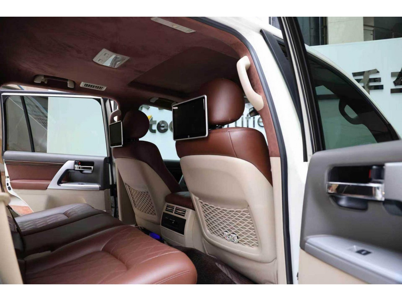 Toyota Land Cruiser 2020
