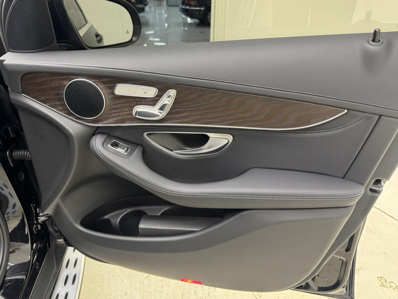 Mercedes-Benz GLC300 4MATIC 2017