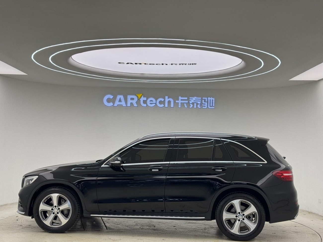 Mercedes-Benz GLC300 4MATIC 2017