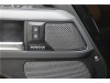 Land Rover Defender 2024