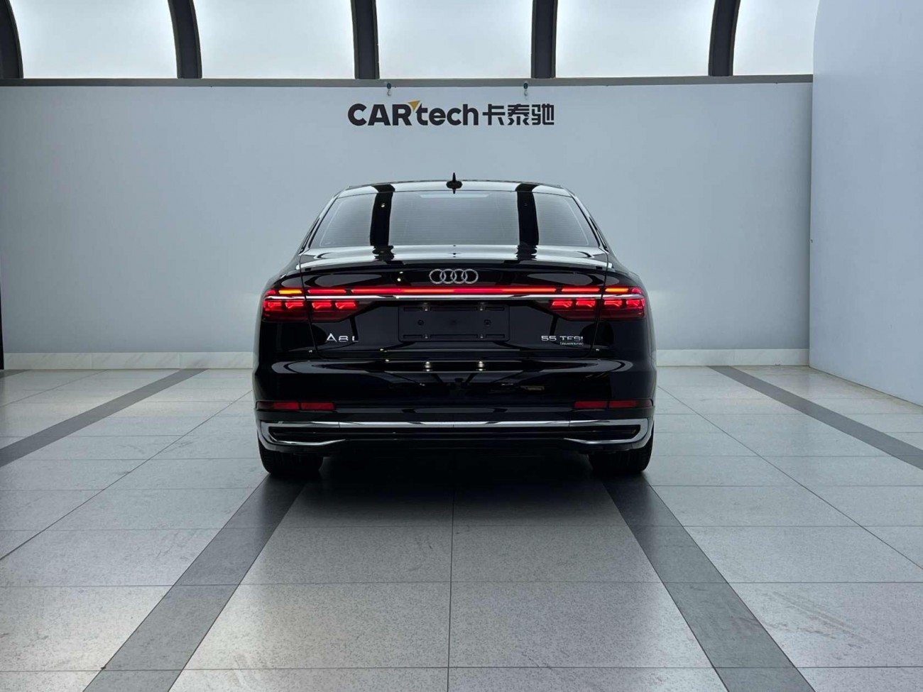 Audi A8L 50 TFSI 2023