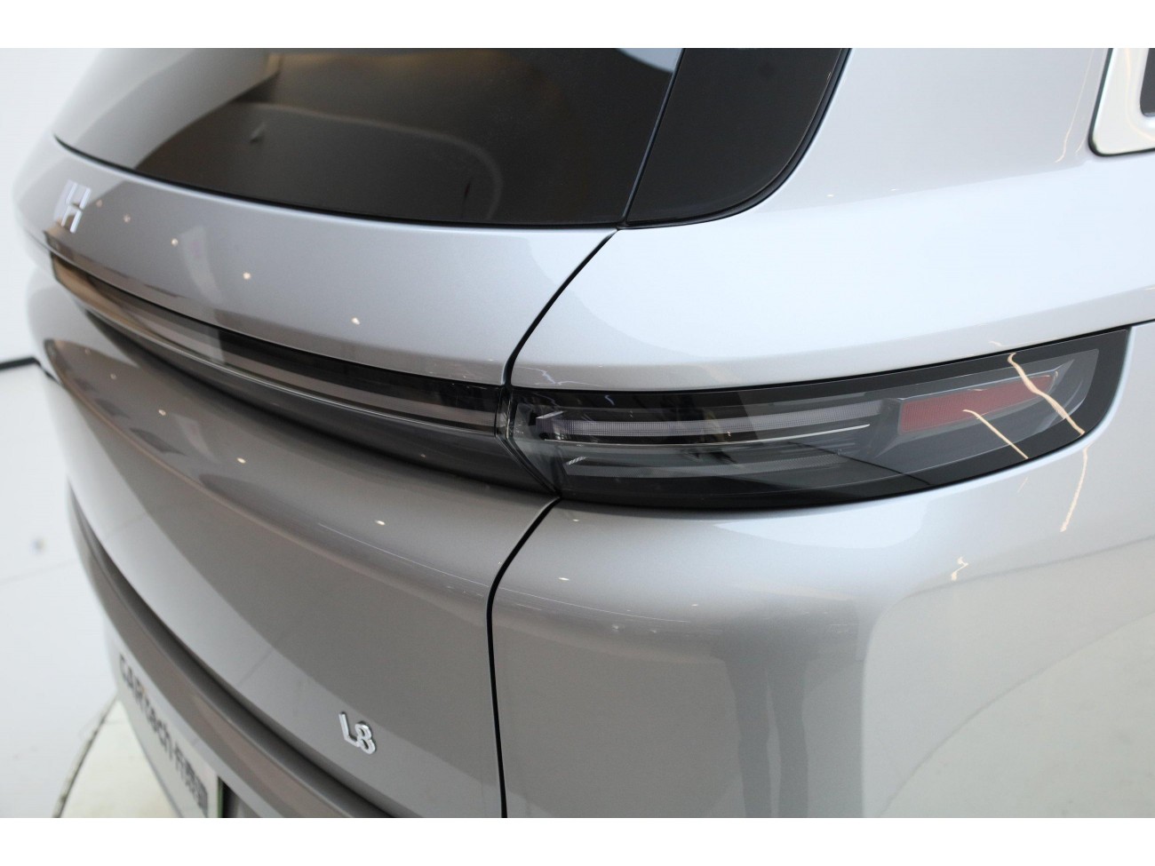 Li Auto L8 2025