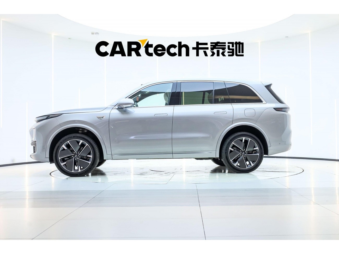 Li Auto L8 2025