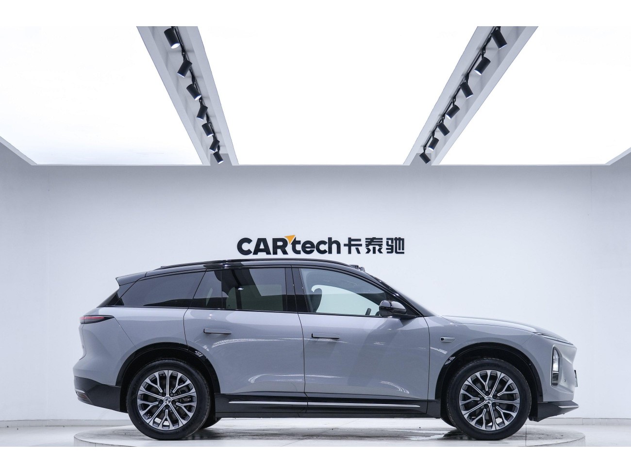 NIO ES6 2025