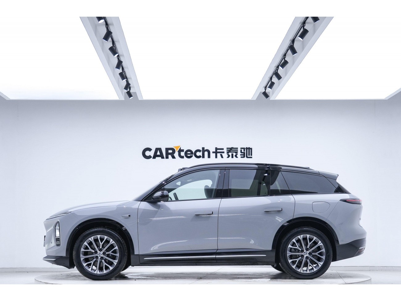 NIO ES6 2025