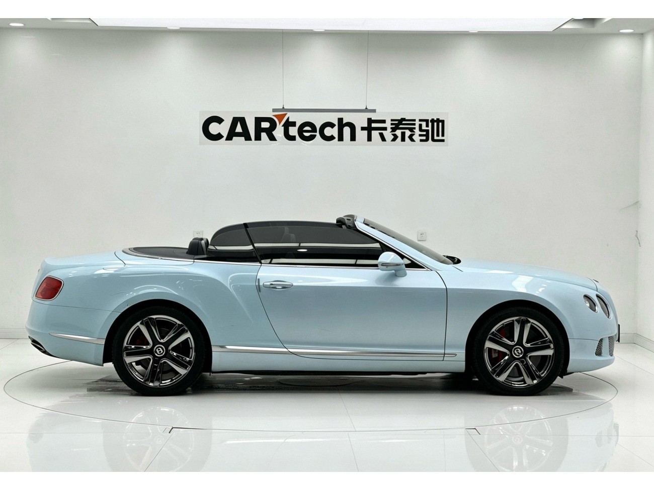Bentley 2012 2012