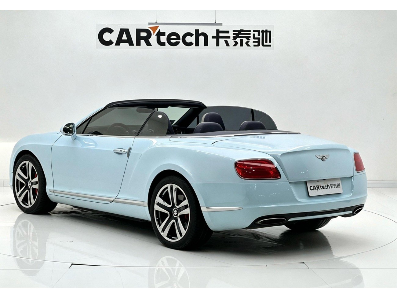 Bentley 2012 2012