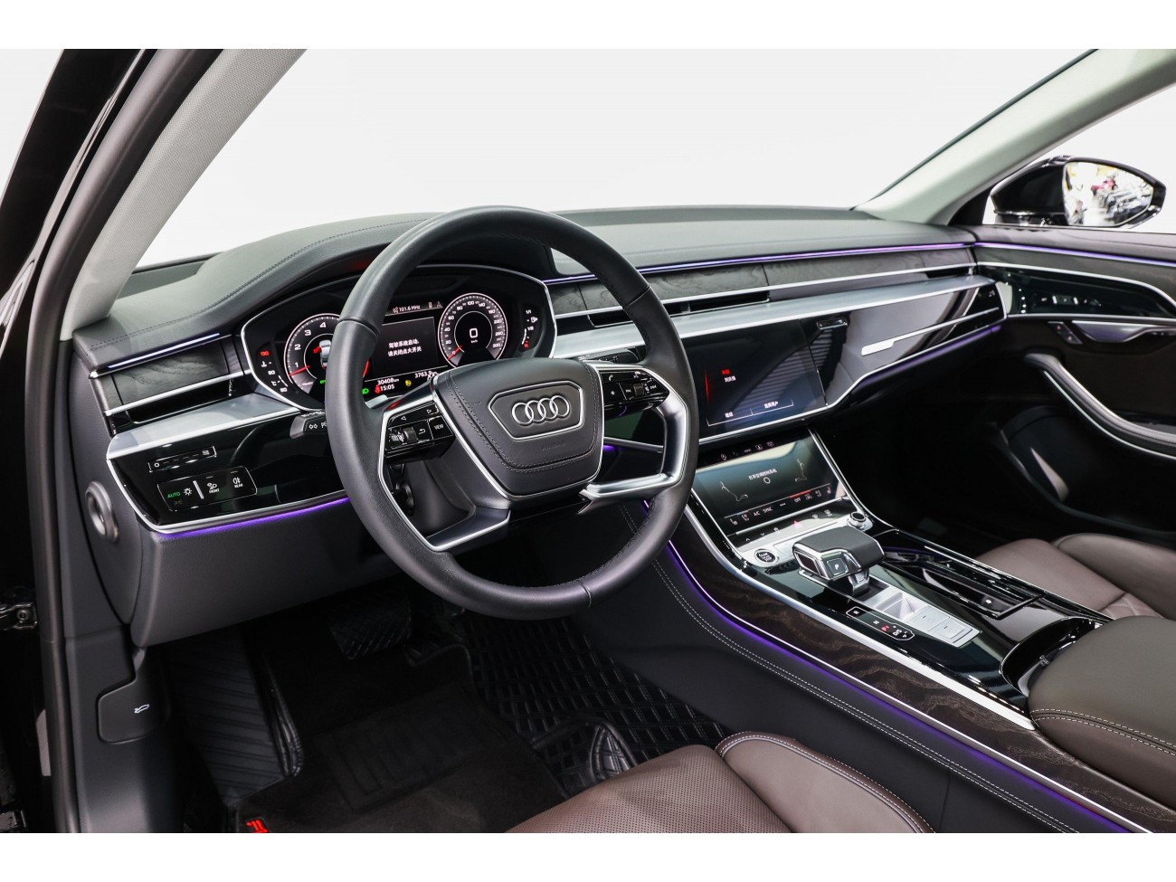 Audi A8L 50 TFSI 2023