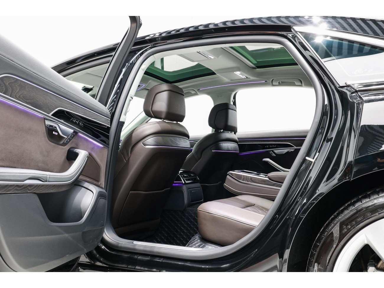 Audi A8L 50 TFSI 2023