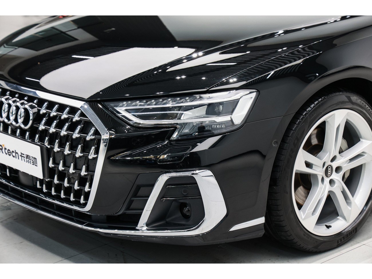 Audi A8L 50 TFSI 2023