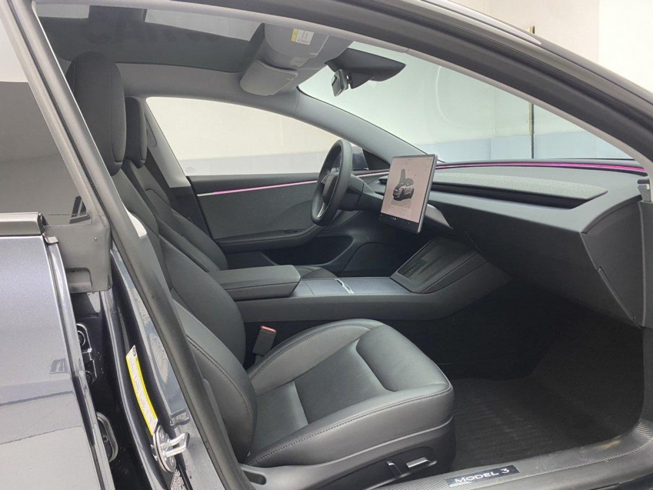 Tesla Model 3 2024