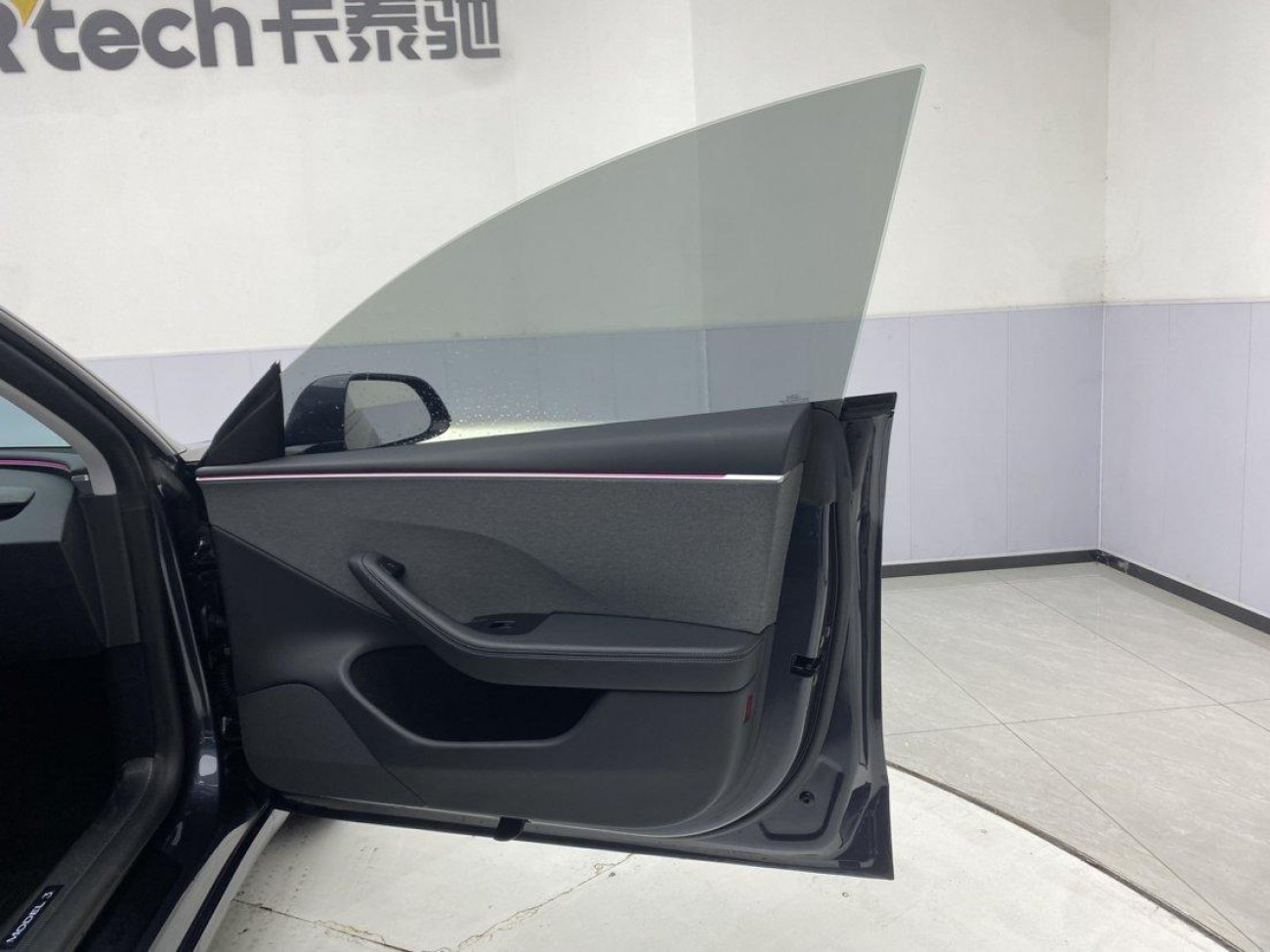 Tesla Model 3 2024