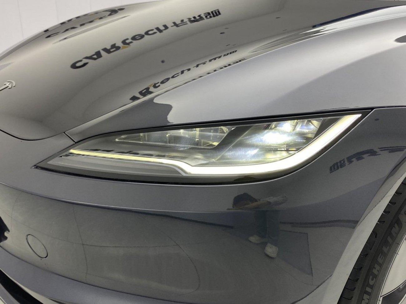 Tesla Model 3 2024