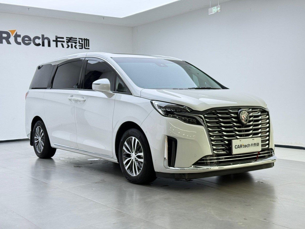 Buick GL8 2023