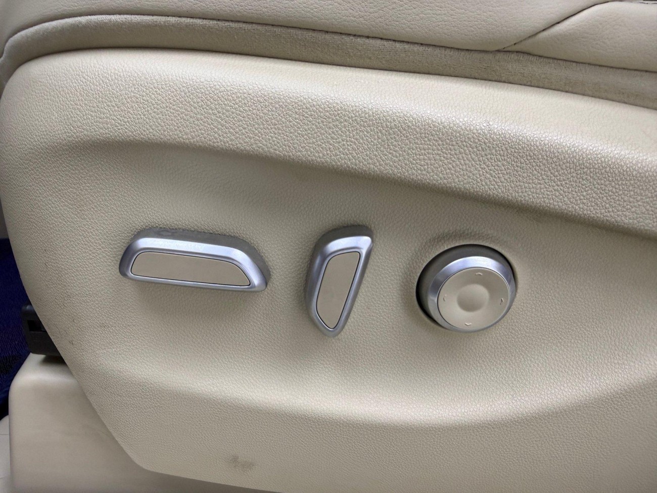 Buick GL8 2023
