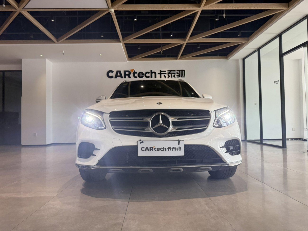 Mercedes-Benz GLC 260 4MATIC 2018