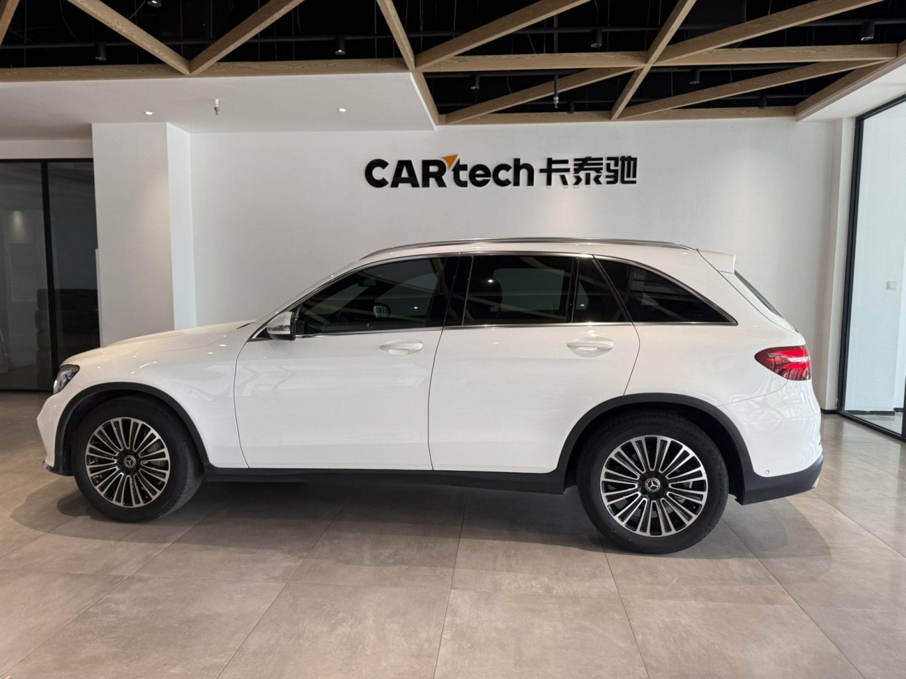 Mercedes-Benz GLC 260 4MATIC 2018