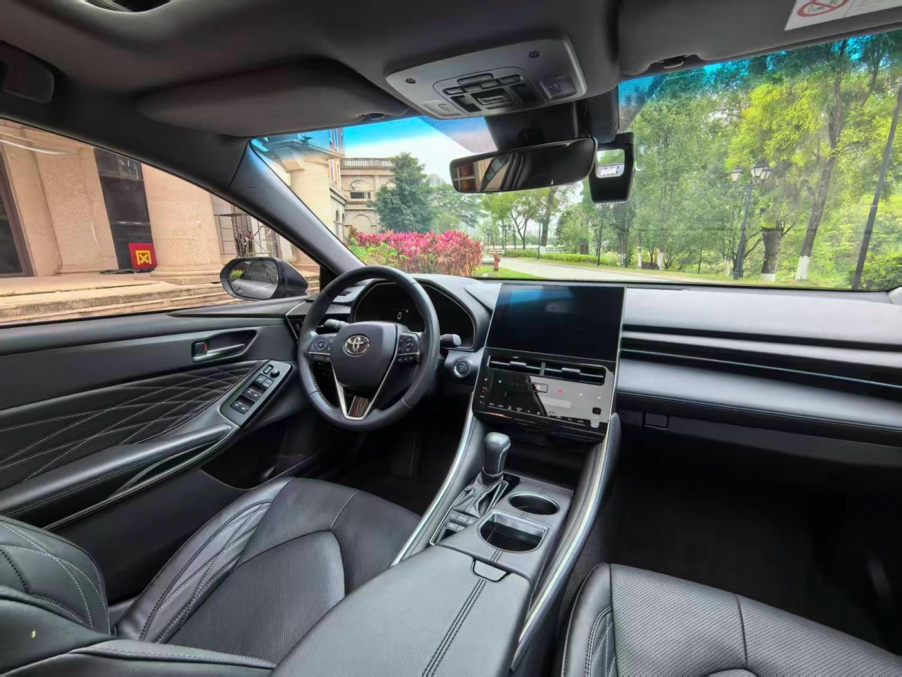 Toyota Avalon 2023