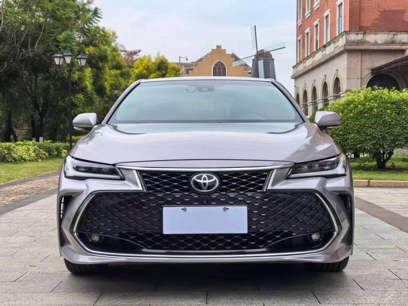 Toyota Avalon 2023