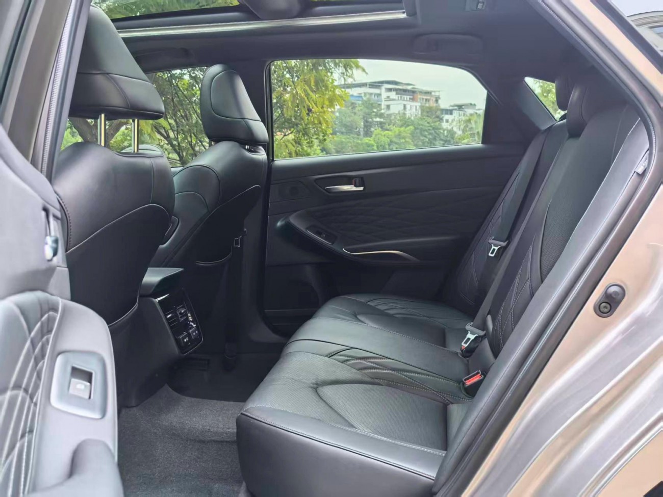 Toyota Avalon 2023