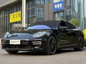 Porsche Panamera 2024
