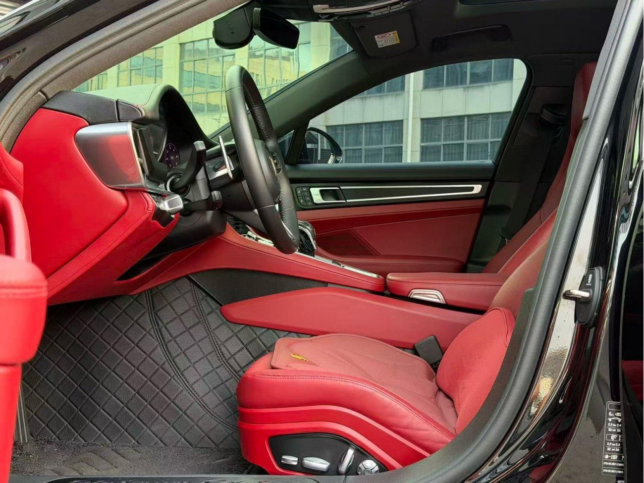 Porsche Panamera 2024