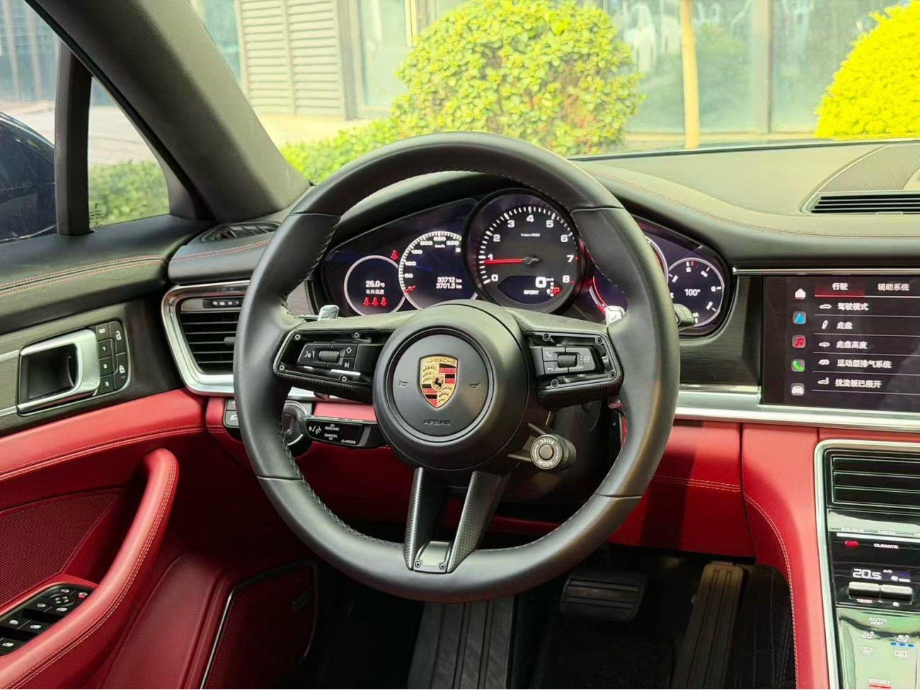 Porsche Panamera 2024
