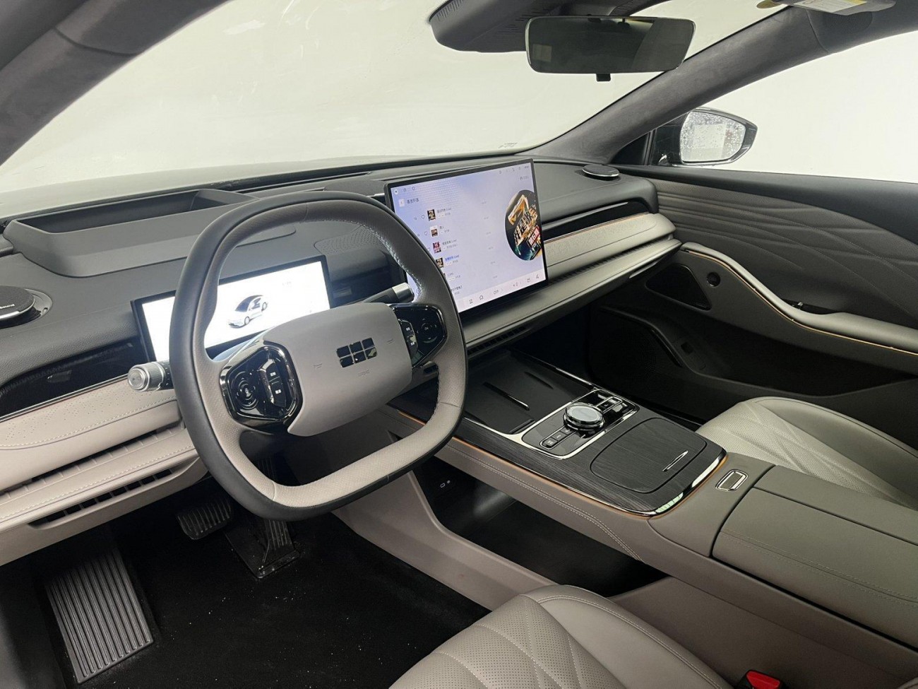 Geely Galaxy 8 2025