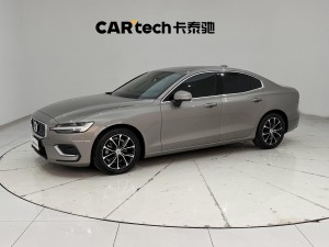 Volvo S60 2022