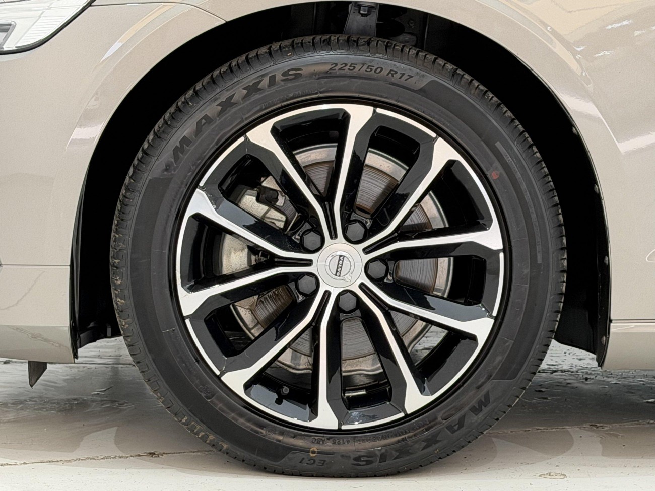 Volvo S60 2022