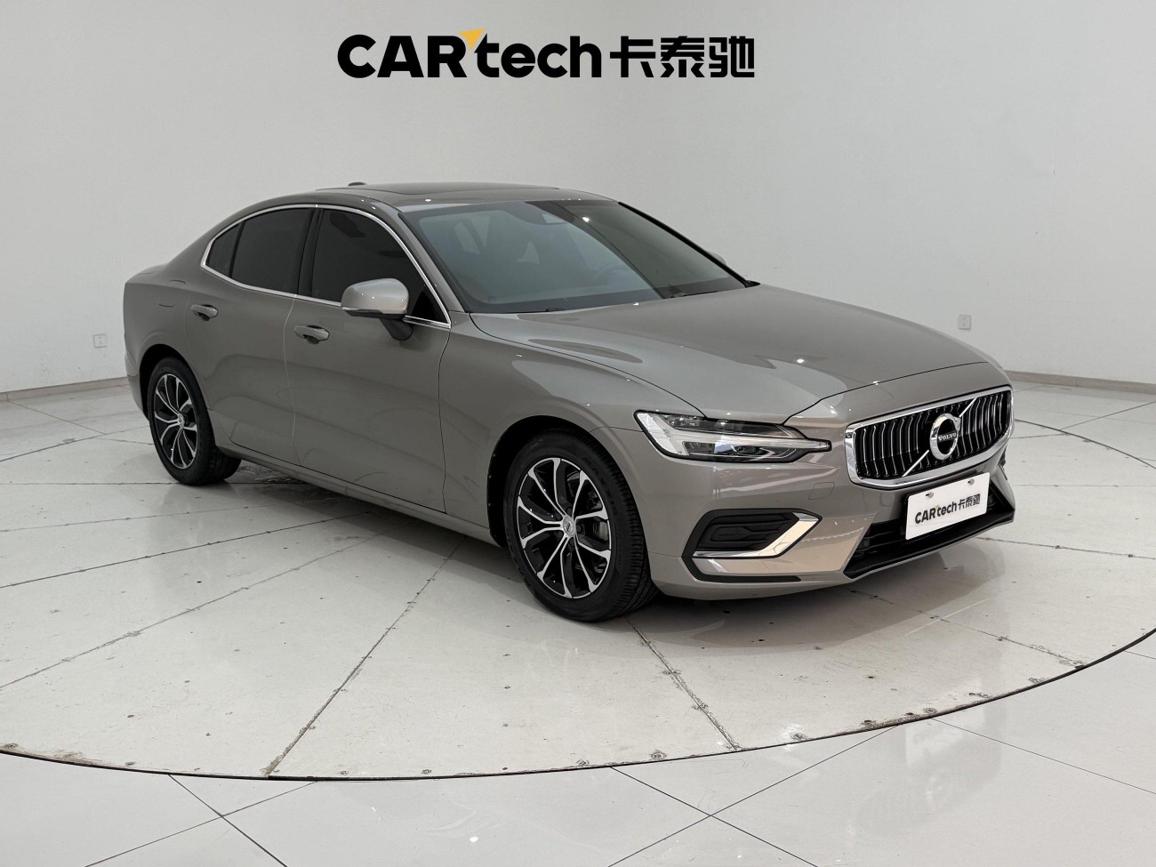 Volvo S60 2022