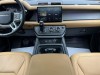 Land Rover Defender 2024