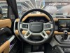 Land Rover Defender 2024
