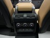 Land Rover Defender 2024