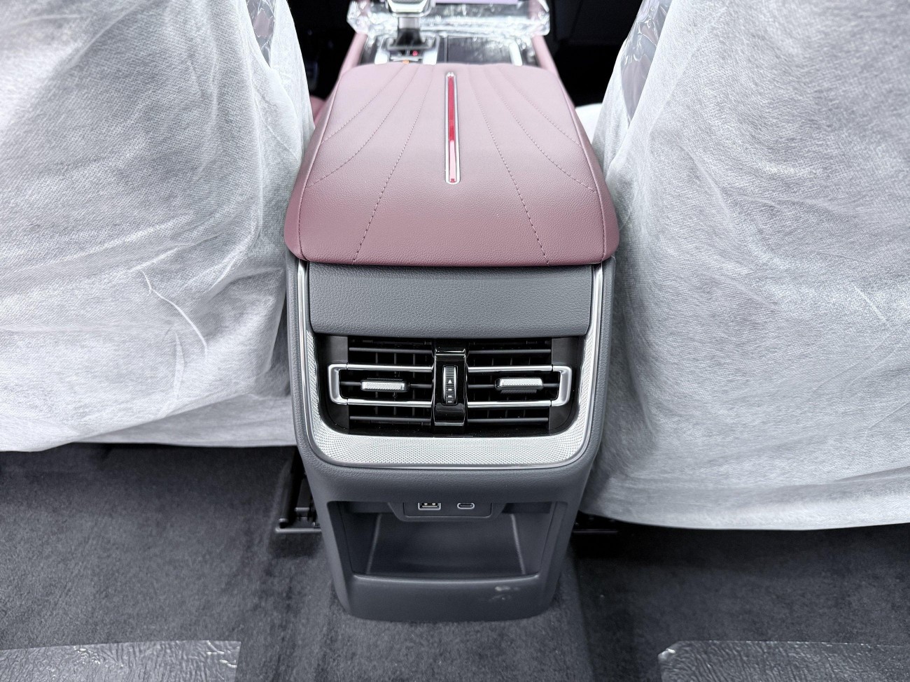 Hongqi H5 2026