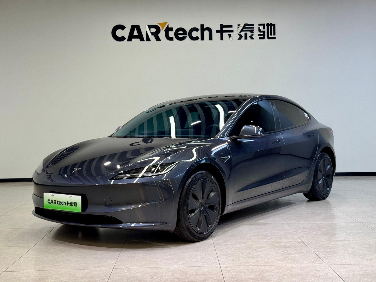 Tesla Model 3 2024