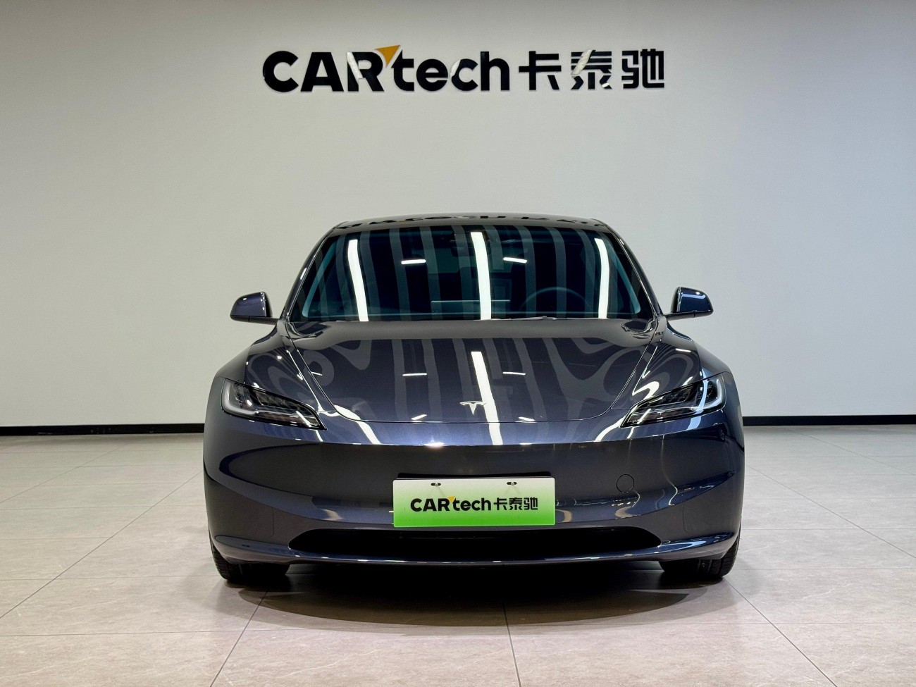 Tesla Model 3 2024