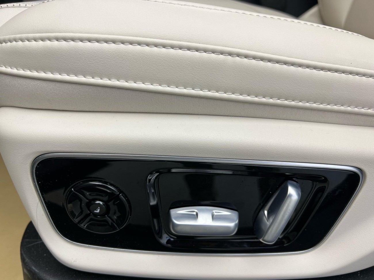 Li Auto L7 2025