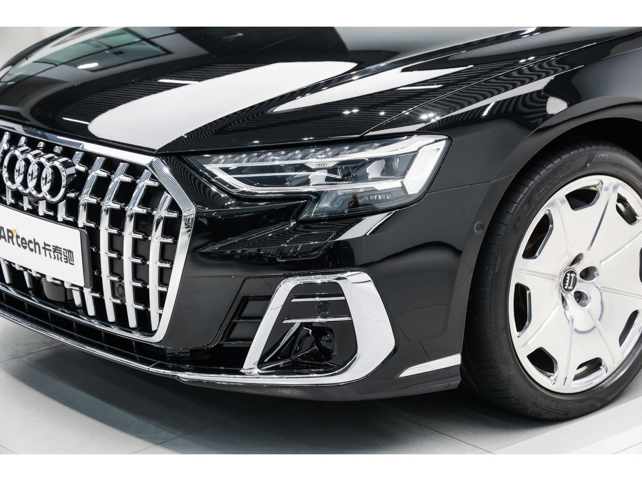 Audi A8L 2025