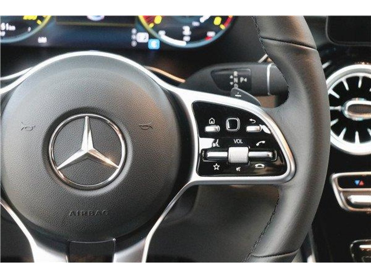 Mercedes-Benz GLC 260 4MATIC 2020