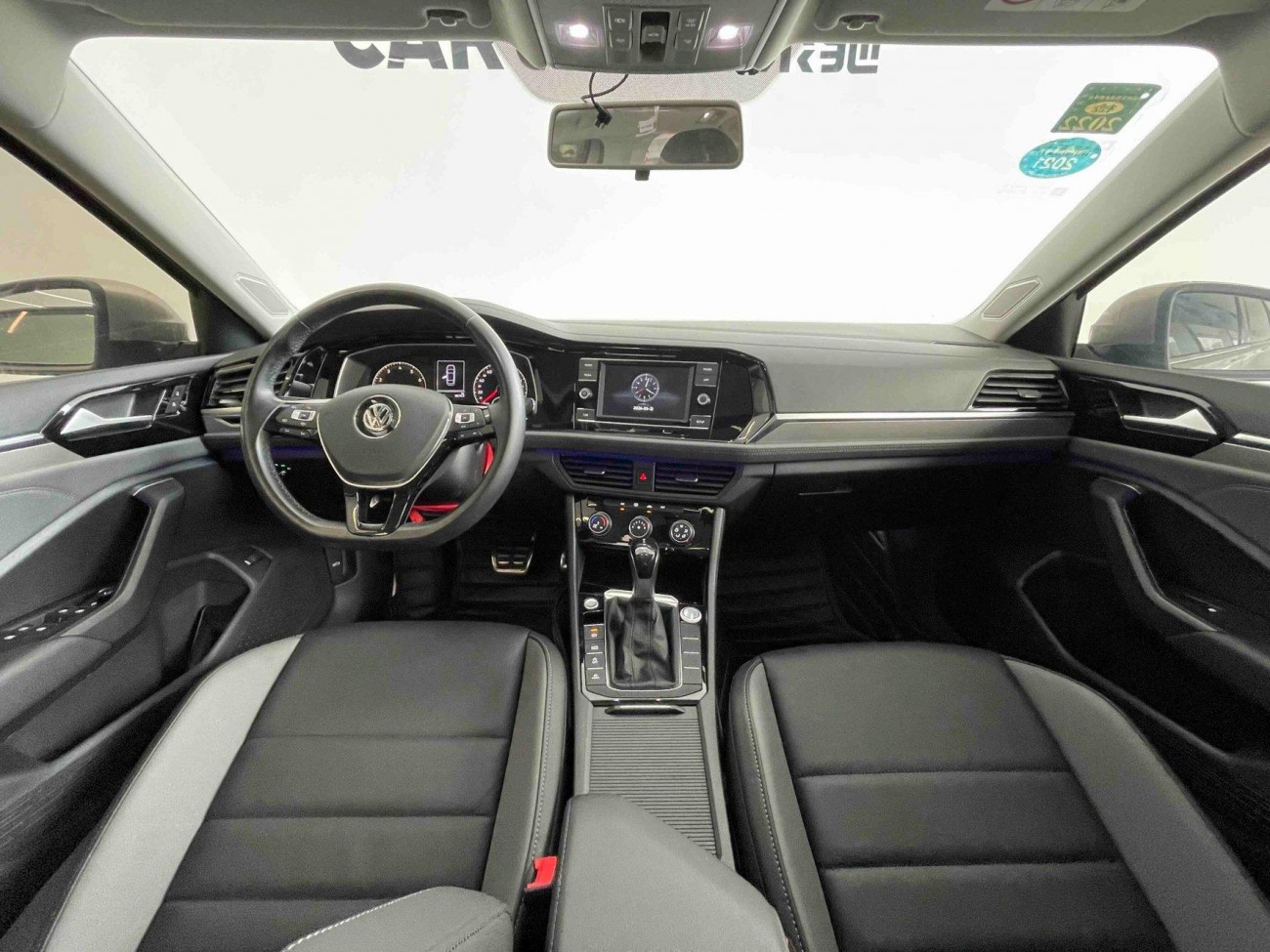 Volkswagen Sagitar 2020