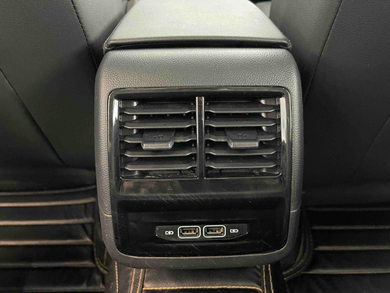 Volkswagen Sagitar 2020