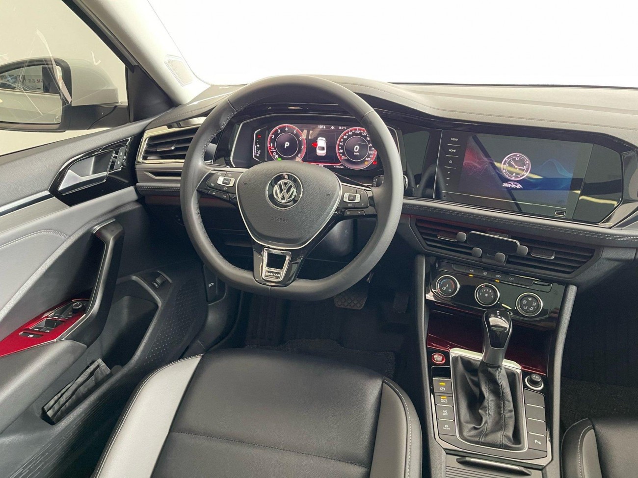 Volkswagen Sagitar 2022