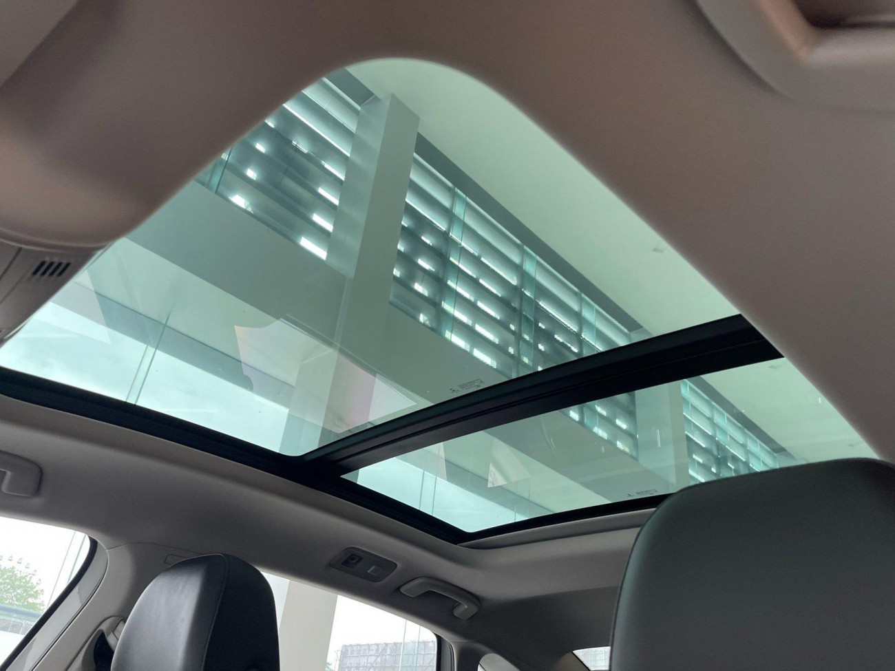 Volkswagen Sagitar 2022
