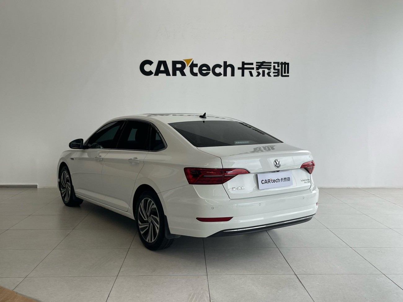 Volkswagen Sagitar 2022