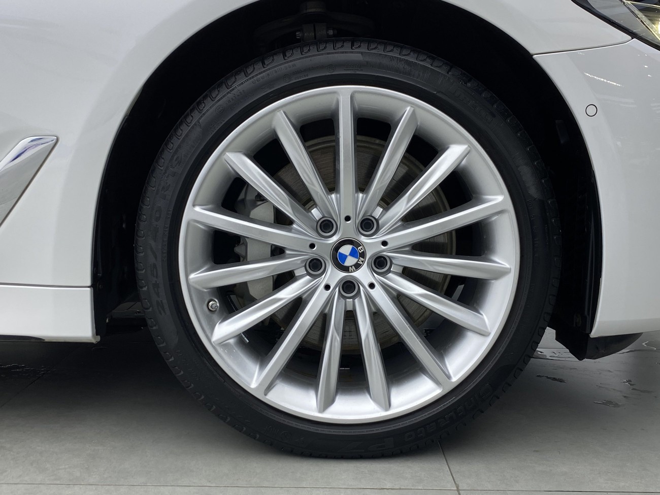 BMW 530Li 2022