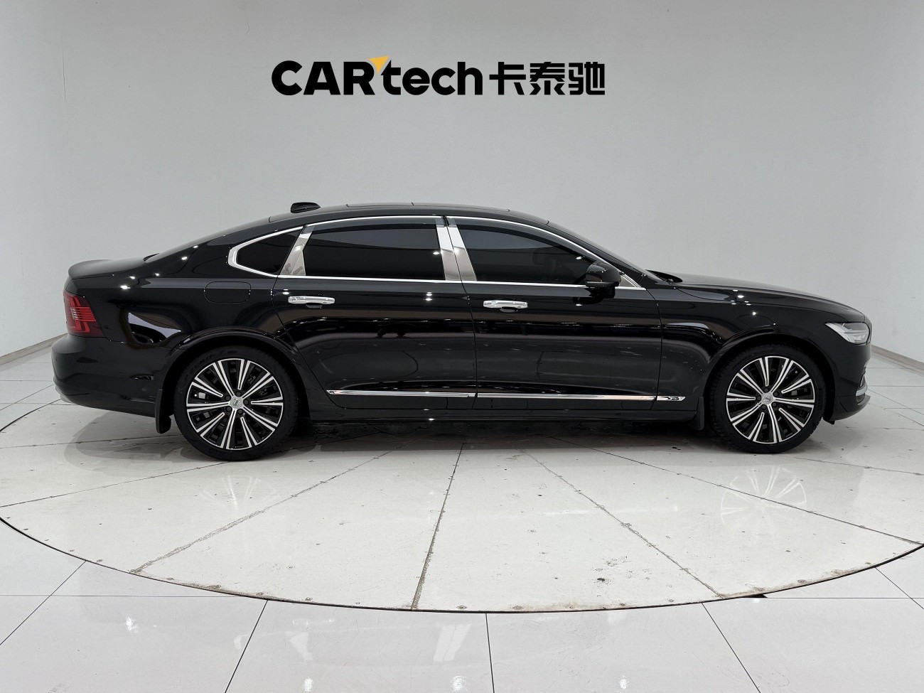 Volvo S90 2024