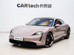 Porsche Taycan 2021