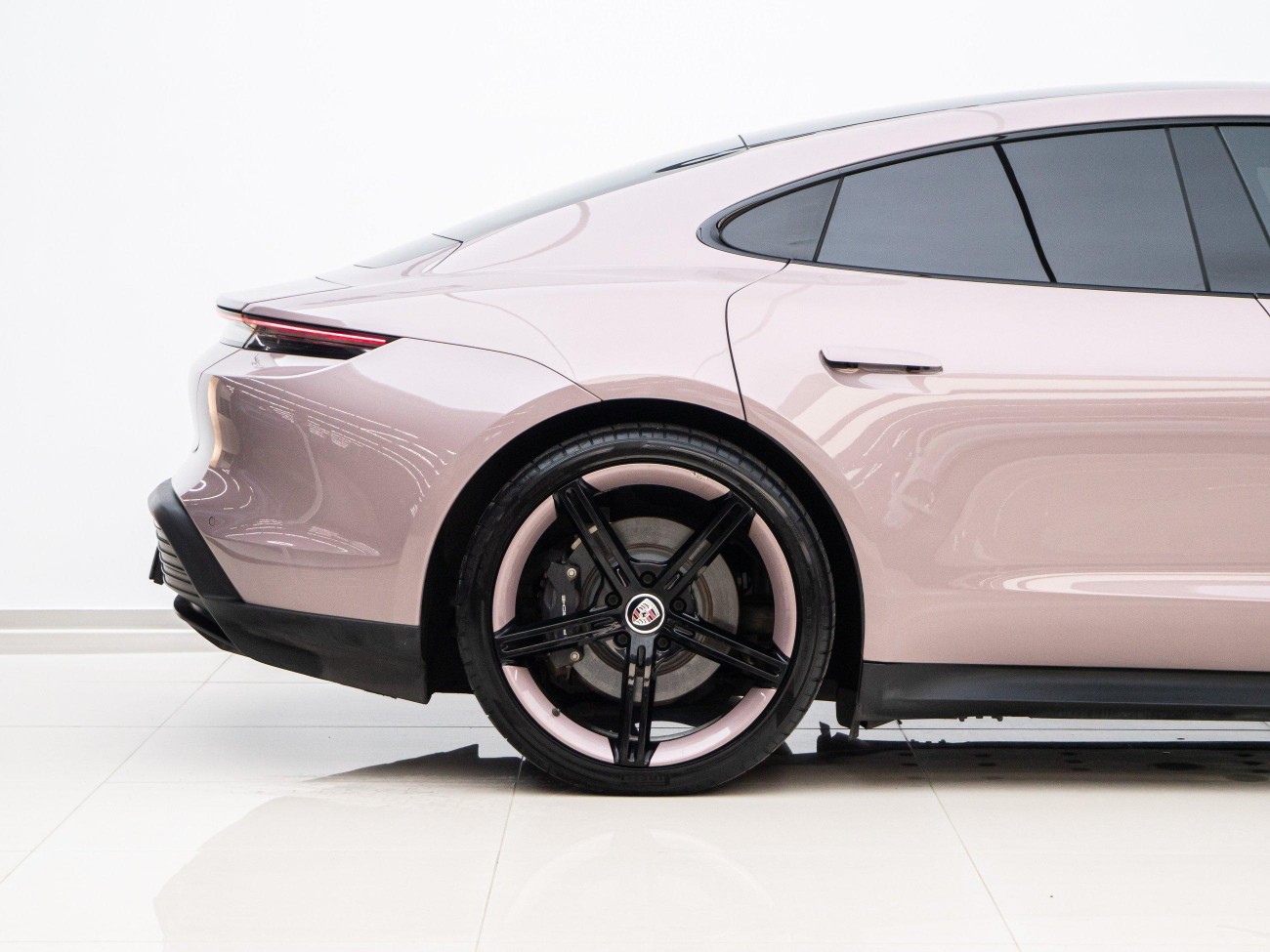 Porsche Taycan 2021